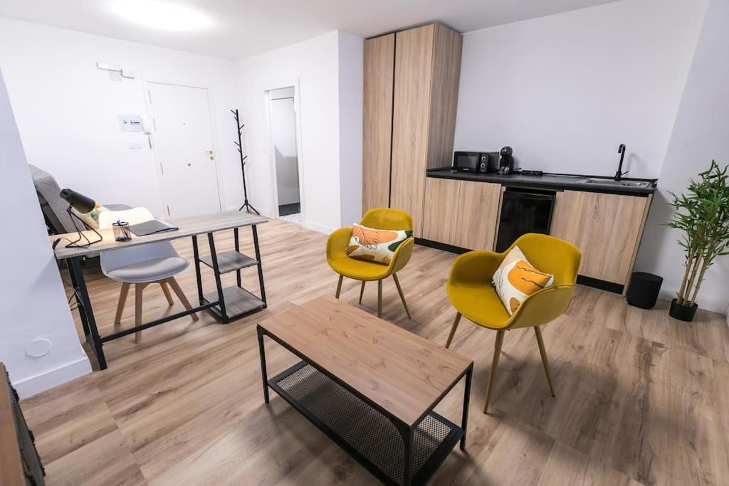 Estudio-Oficina Moderno, Centro De Хаэн Экстерьер фото